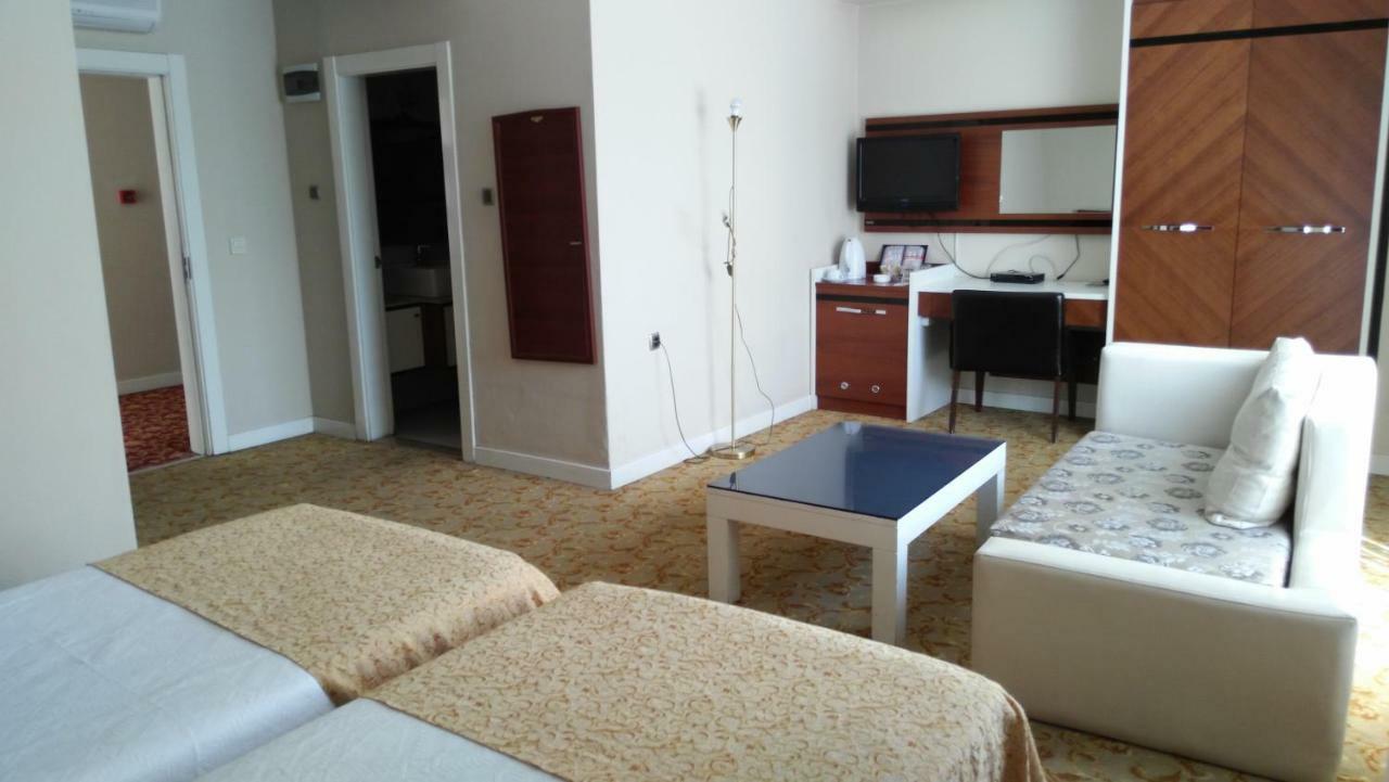 Eriza Hotel エルズィンジャン エクステリア 写真